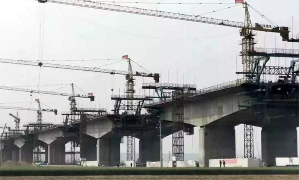 国道234焦作至荥阳黄河大桥沁河特大桥架梁施工项目