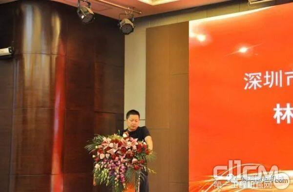图2 深圳市伟创自动化设备有限公司林伟通总经理致欢迎辞