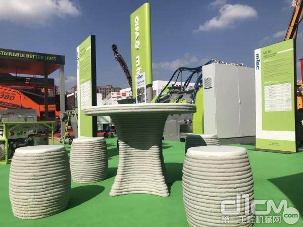 3顿建筑打印砂浆桌凳