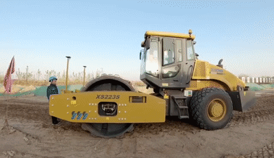 ��ʮ̨���˼�ʻѹ·�����������Ͷ��ʹ��