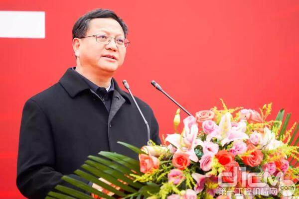 西安市西咸新区管委会主任康军致辞