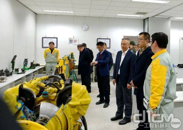 国家电投集团内蒙古能源有限公司领导到访小松（中国）产品技术发展中心