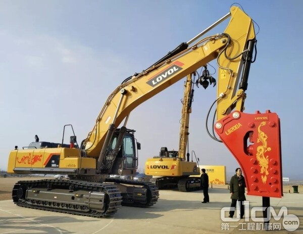 雷沃FR560E2-HD挖掘机