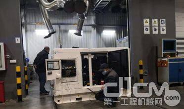 利星行机械接到中国建筑第三局急需4台柴油发电机组