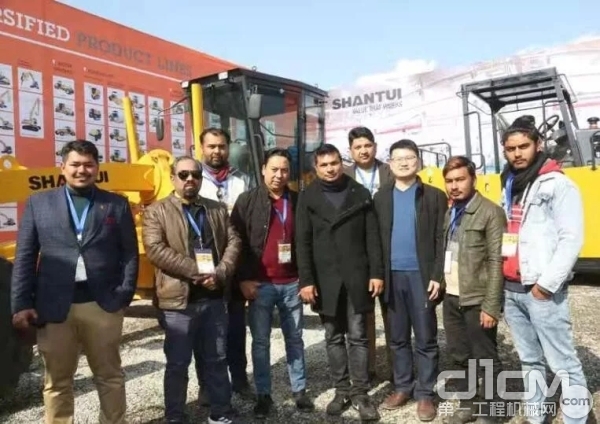 山推产品重磅亮相尼泊尔BUILDTECH EXPO 2020展会