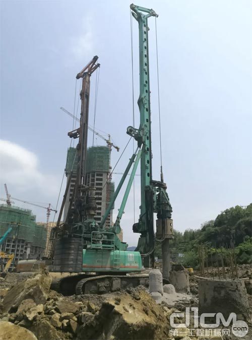 金泰SH36C旋挖钻在贵州三星岩文化产业园