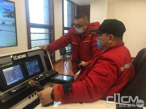 徐工起重金领机手培训班常年开设