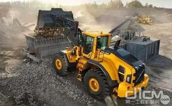 ▲VOLVO L180H装载机