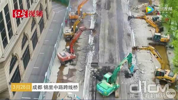 锦里中路跨线桥拆除，成都地铁13号线一期工程文翁石室站开工