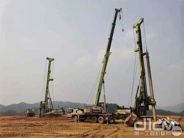多台中联重科旋挖钻机助力广东云浮优特钢厂项目