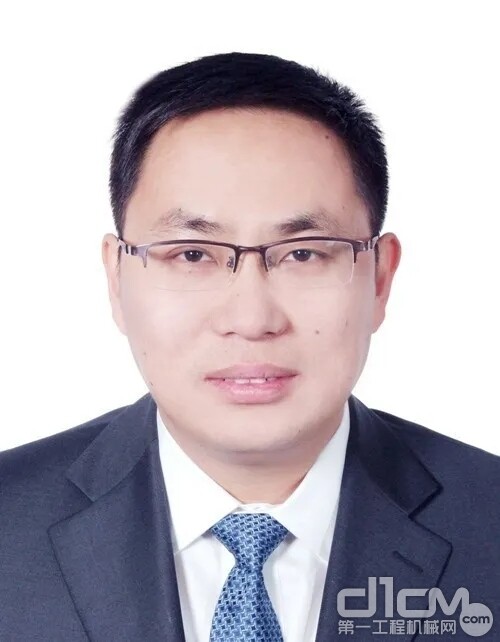 东风康明斯发动机公司常务副总经理黄海涛