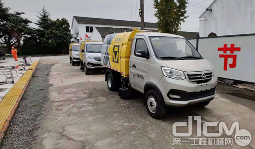 徐工1罢扫路车
