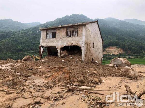 湖北黄冈市中南部遭遇特大暴雨袭击