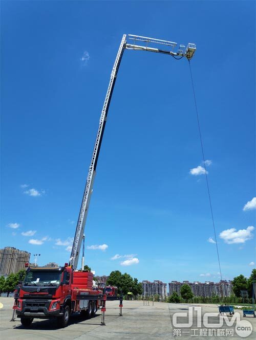△中联重科45米登高平台消防车