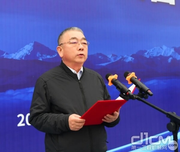 中铁十二局集团副总经理、总工程师胡建国致辞