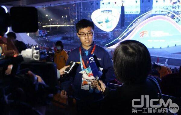 ��ʿ����ܽ������Ӳɷ�