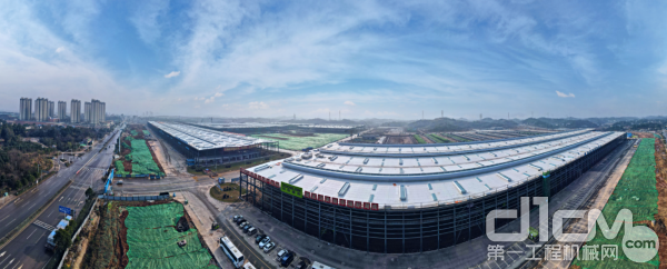 中联重科全力打造的世界级灯塔工厂——中联智慧产业城 