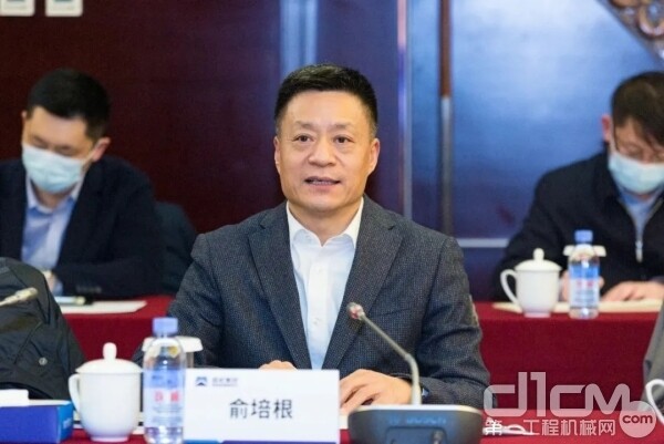 中国东方电气集团有限公司党组副书记、总经理俞培根