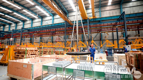 位于中国张家港的马尼托瓦克波坦塔机制造工厂 