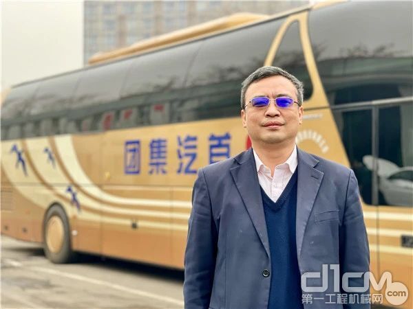 北京首汽(集团)股份有限公司腾宇客车修理厂副厂长张斌