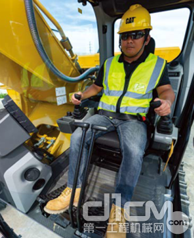 CAT 350 挖掘机