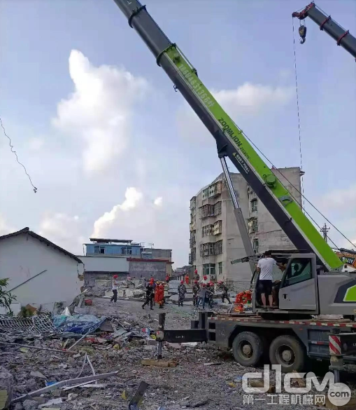 今年6月19日，湖南郴州汝城县附近一座楼房发生倒塌，中联重科迅速组建应急救援保障队