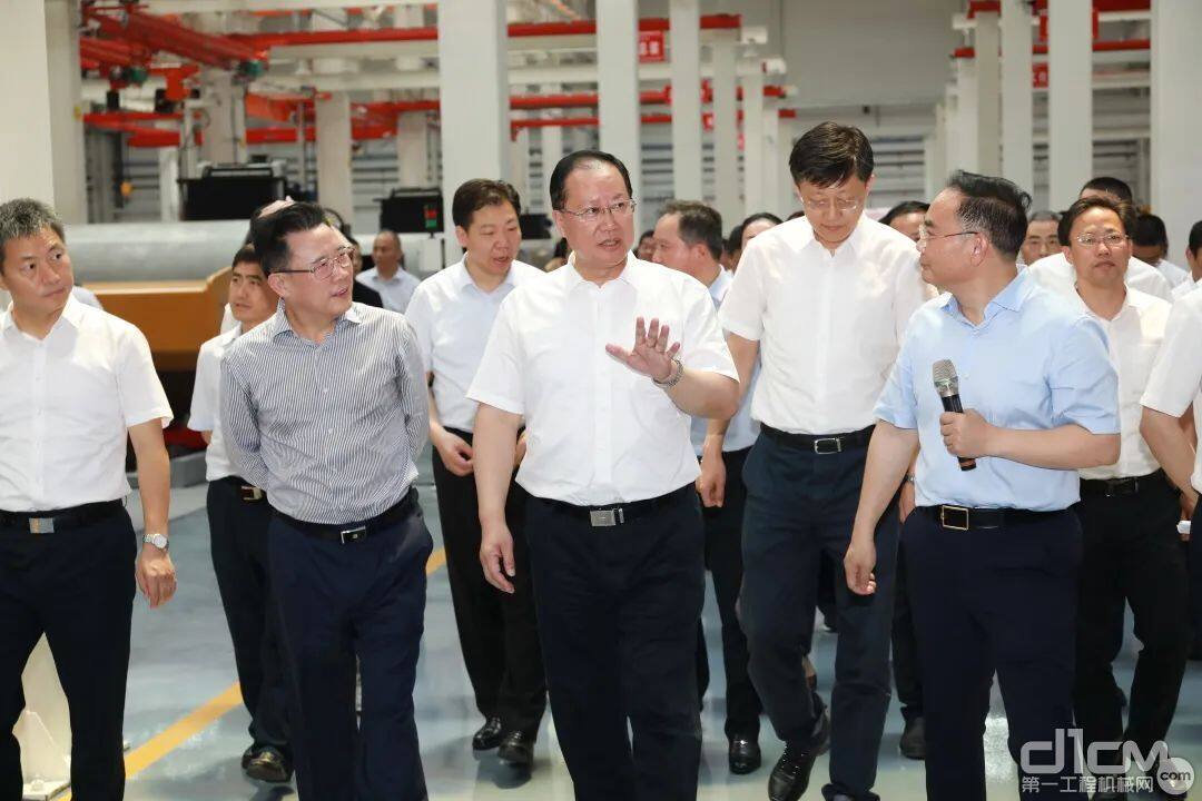 湖南省委副书记、省长毛伟明一行来到三一集团涟源产业园