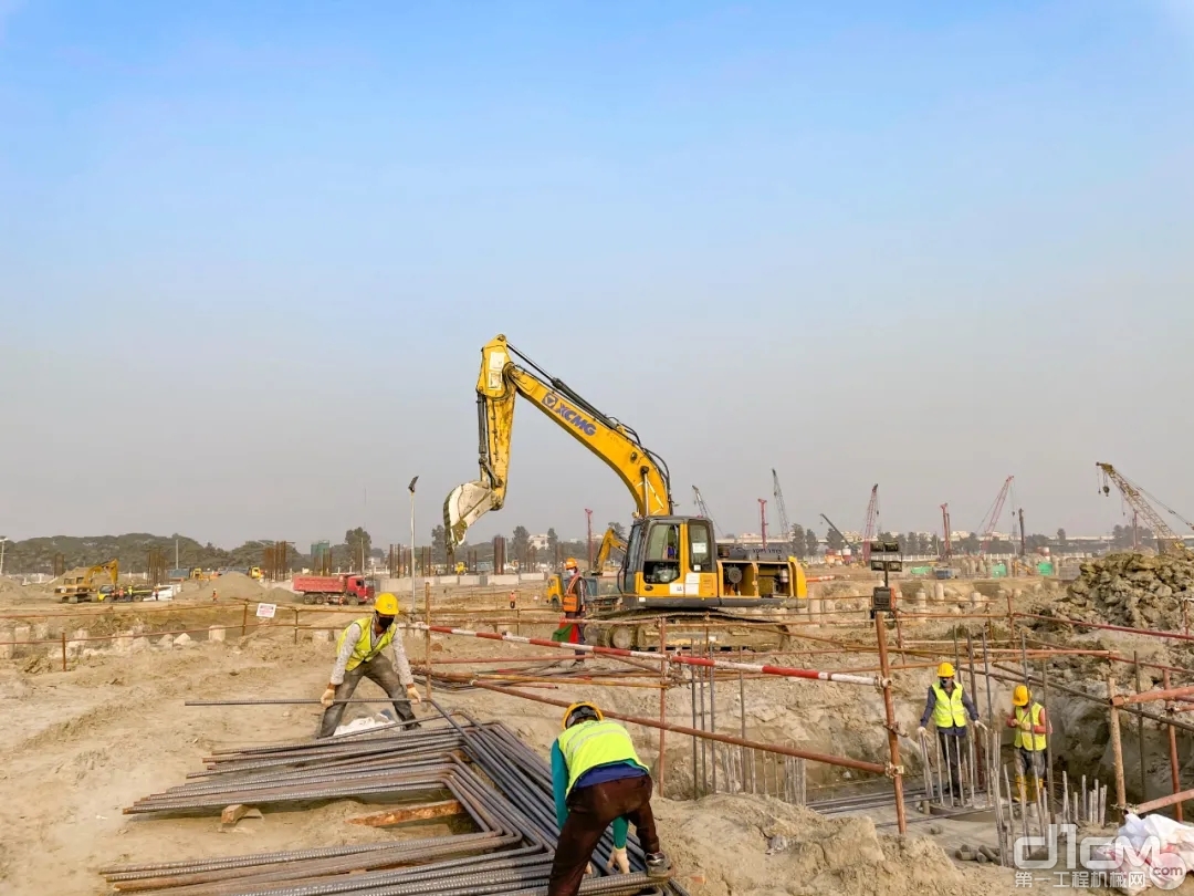徐工挖掘机参与孟加拉基础设施建设
