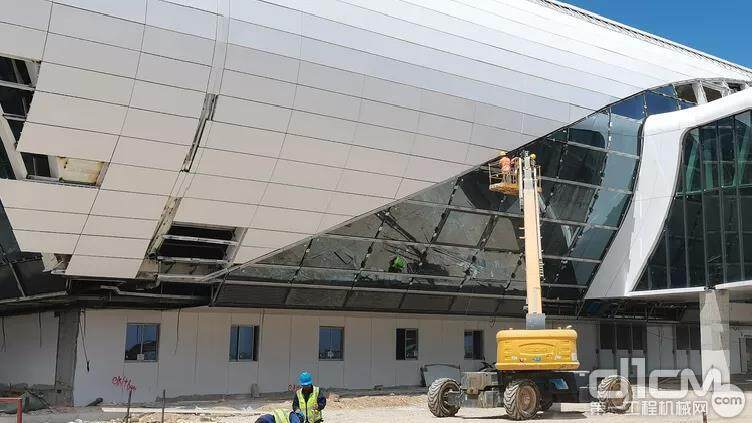 徐工高空作业平台玩转宝安机场