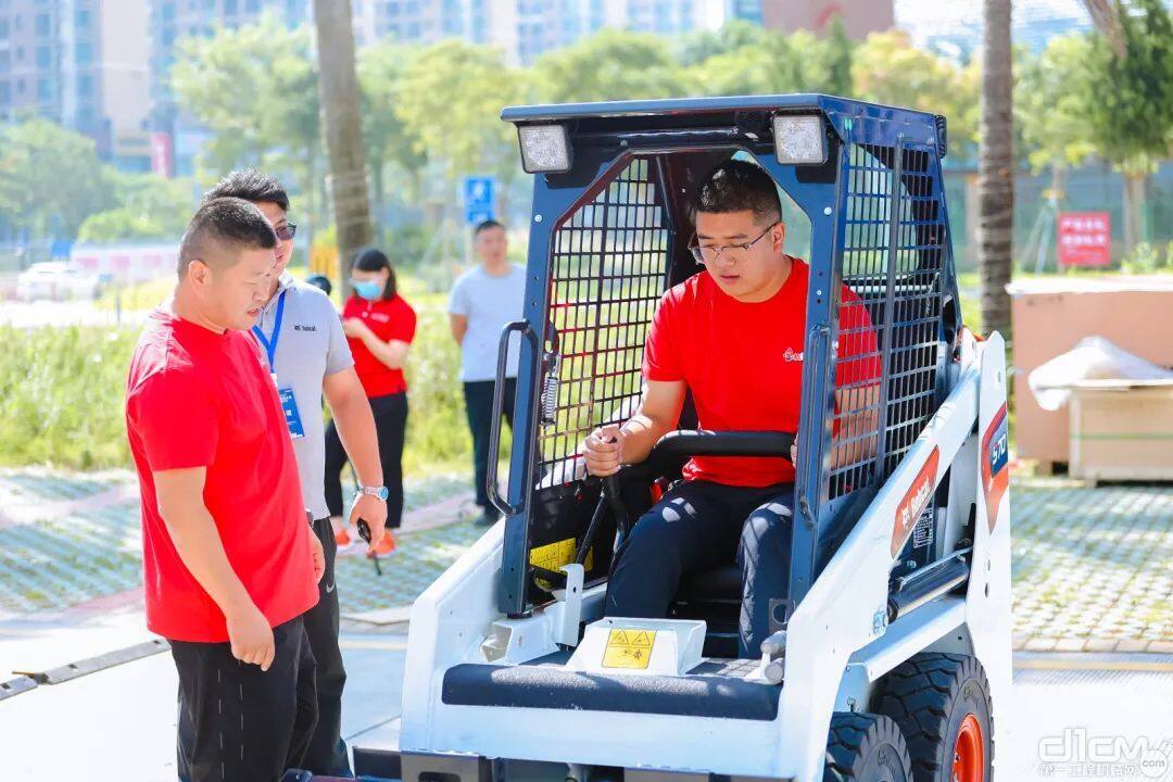 用户试乘试驾