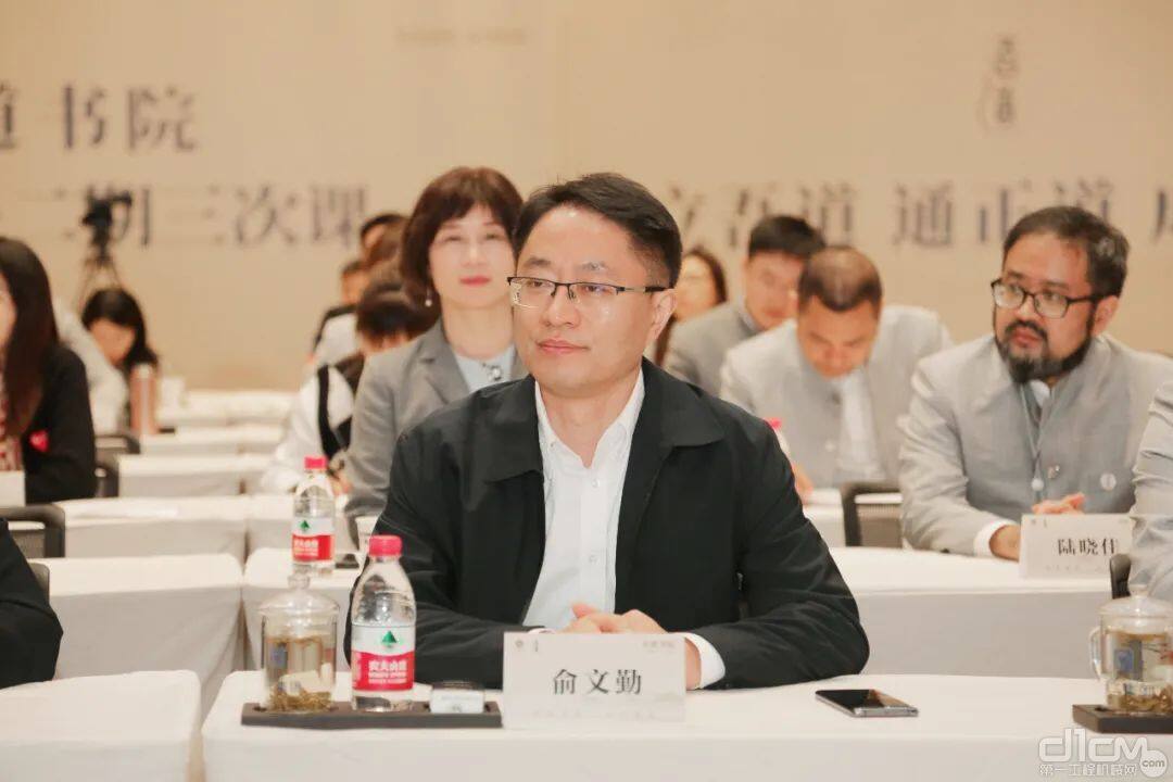 江苏省苏商发展促进会秘书长俞文勤莅临现场