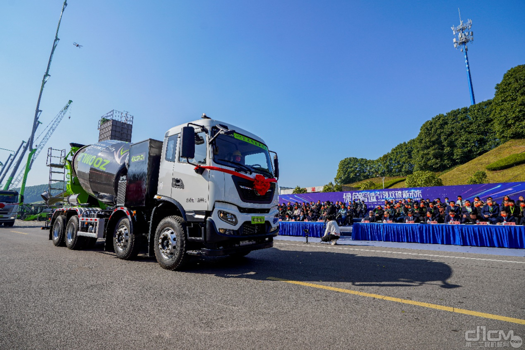 中联重科新能源搅拌车