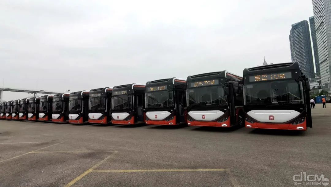 首批搭载玉柴增程式动力系统的200辆新能源公交车圆满交付