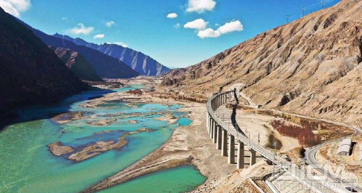 火力全开！中联重科湿喷机助力“史诗级”工程川藏铁路建设