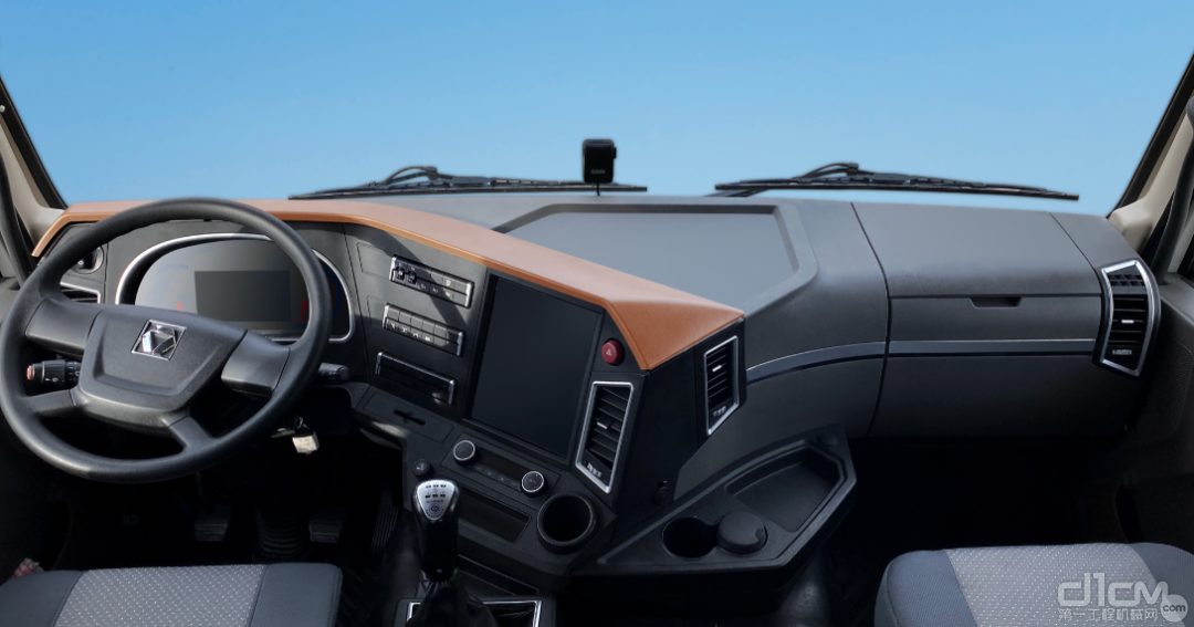 徐工漢風G5 Pro混凝土搅拌车驾驶室拍图