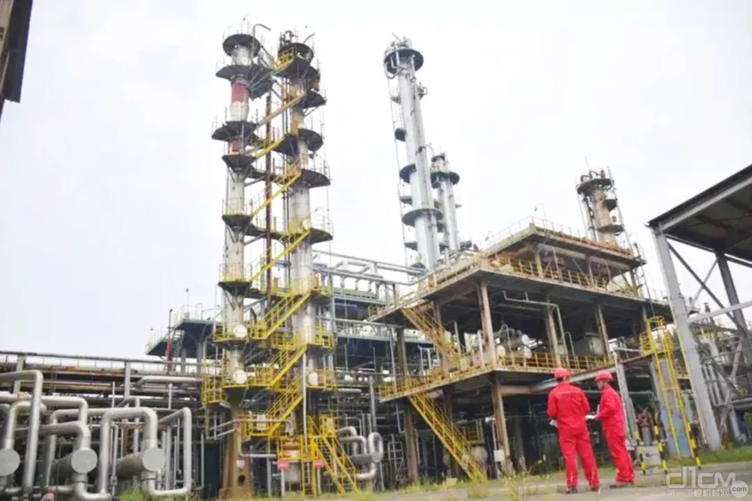 中国石化中原油田2.5MW PEM电解水制氢示范项目（图源：中国石化中原油田）