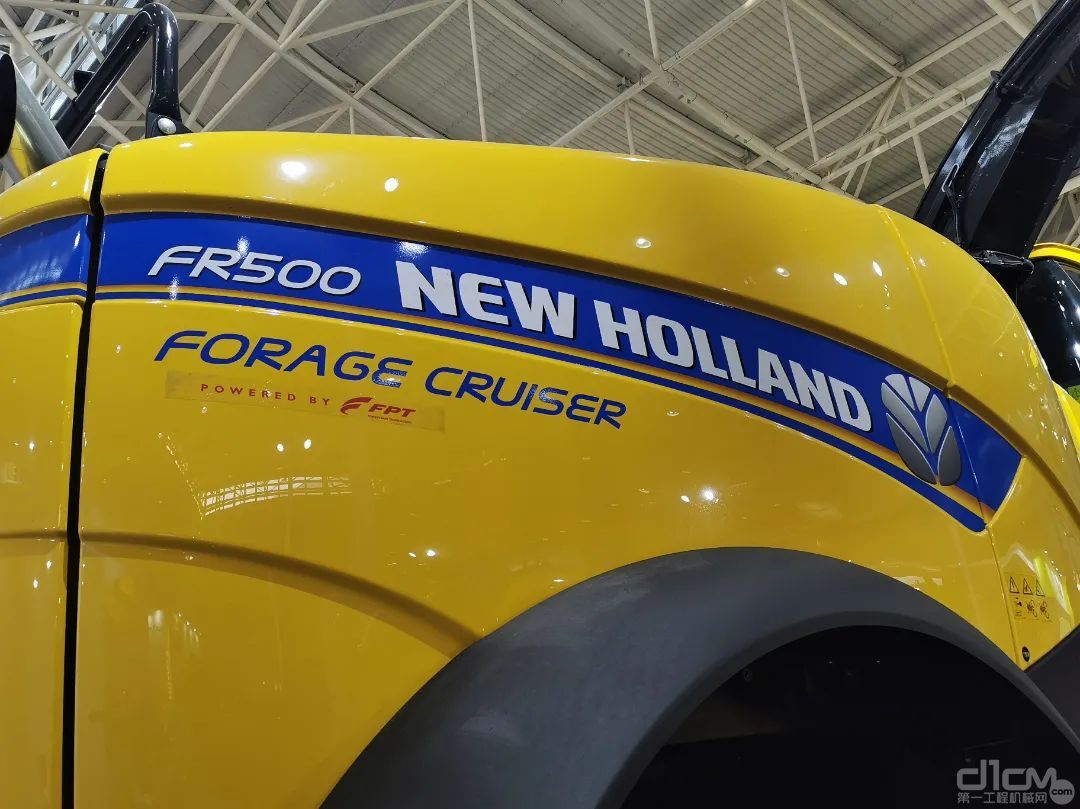 纽荷兰FR500青贮收获机 搭载Cursor 13发动机