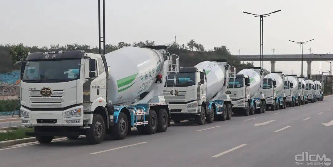 凌宇搅拌车