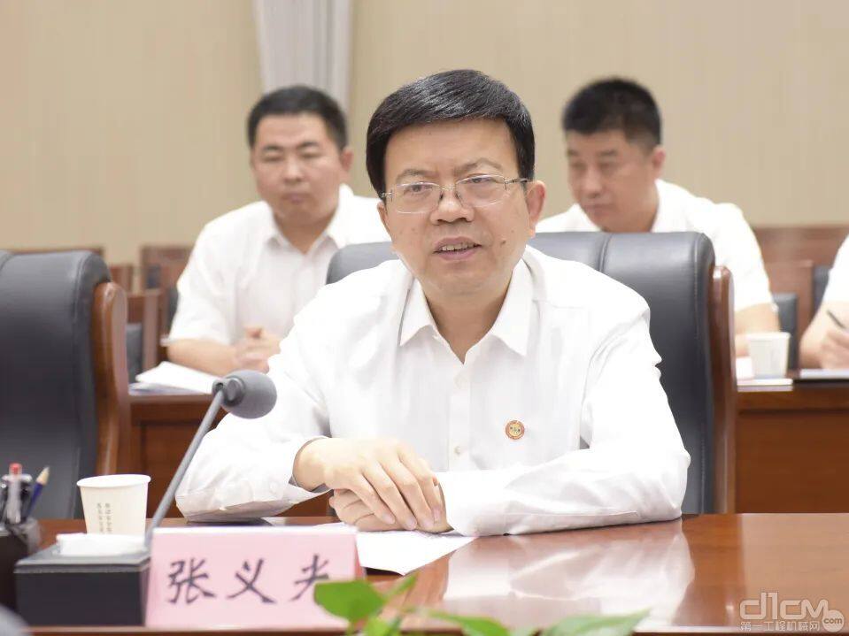 陕建控股集团党委书记、董事长张义光