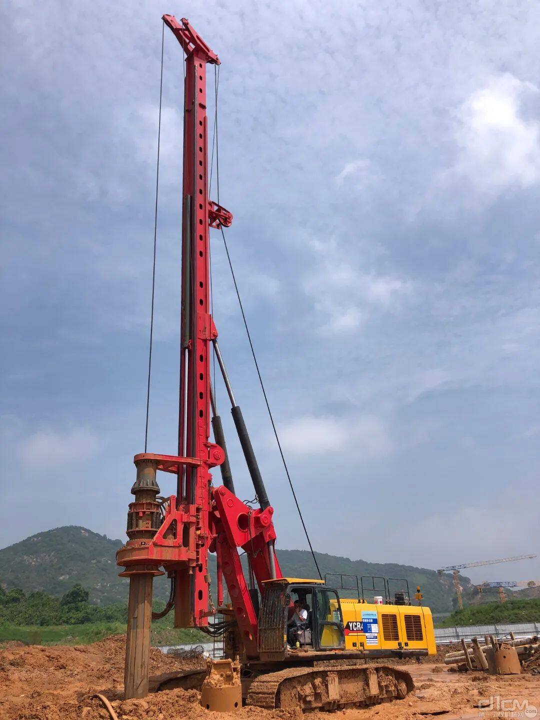 玉柴旋挖钻机在浙江省杭州市施工