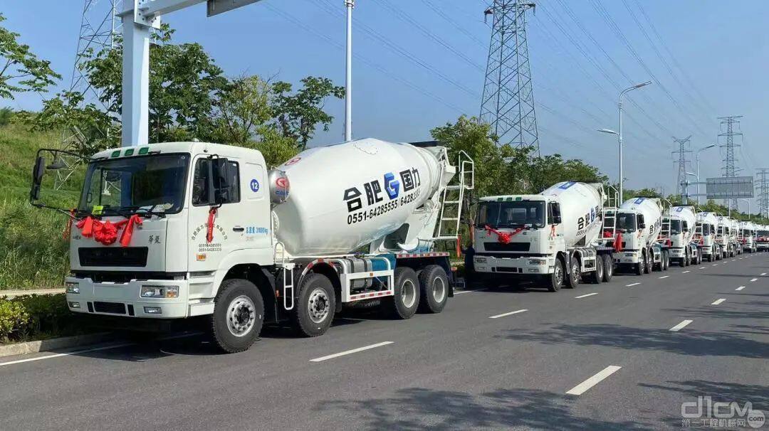 星马“国六”搅拌车