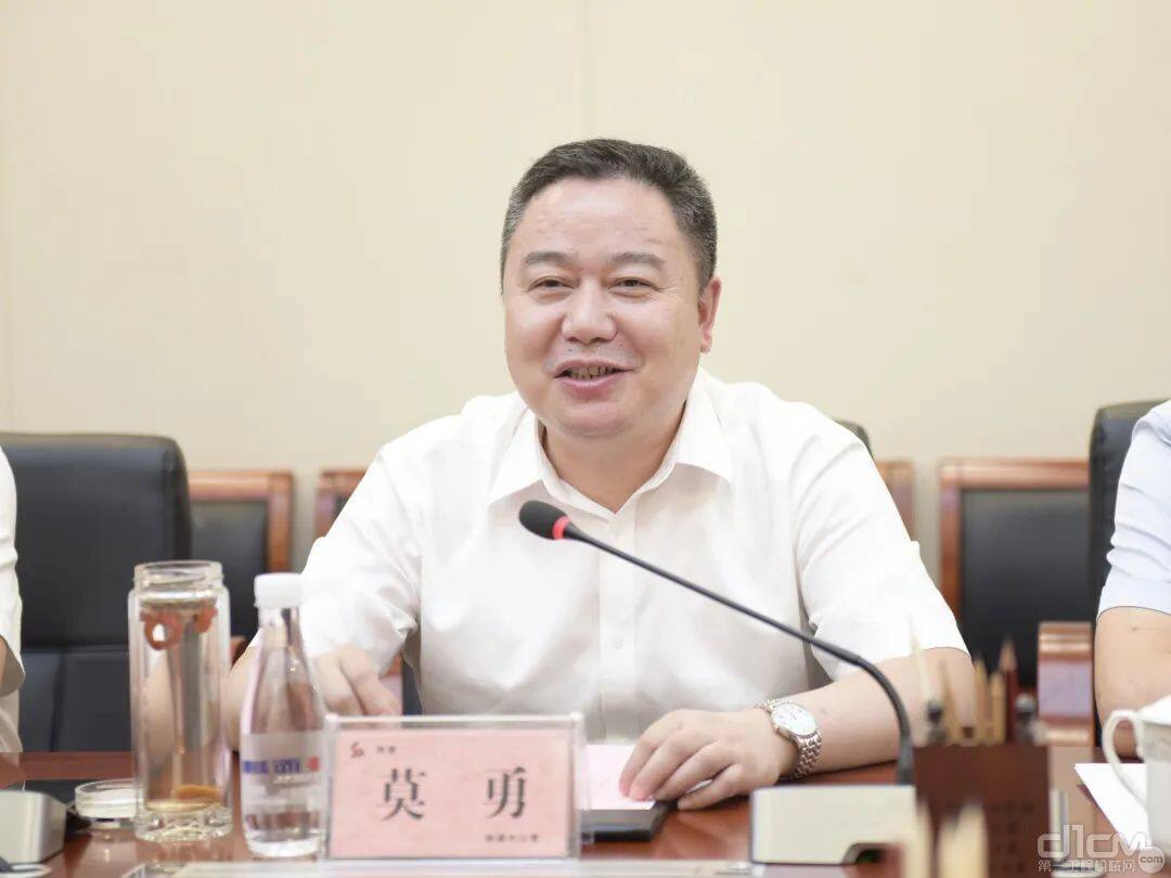 陕建集团副董事长、股份公司总经理莫勇