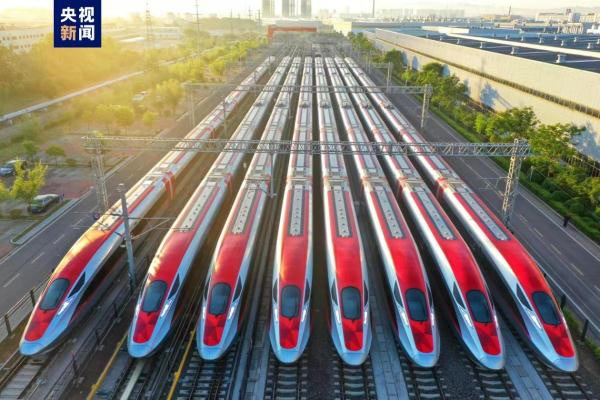 雅万高铁项目的列车（图片来自：央视新闻客户端）