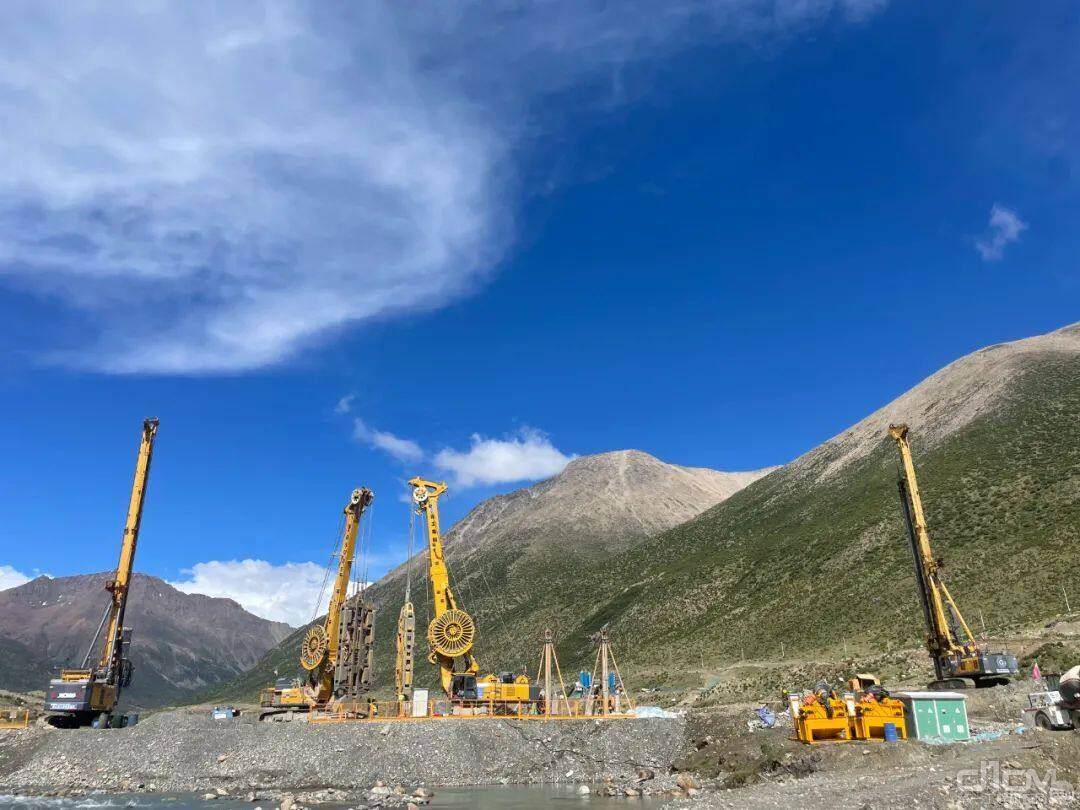 西藏弄利措水库工程基础防渗墙正式开工