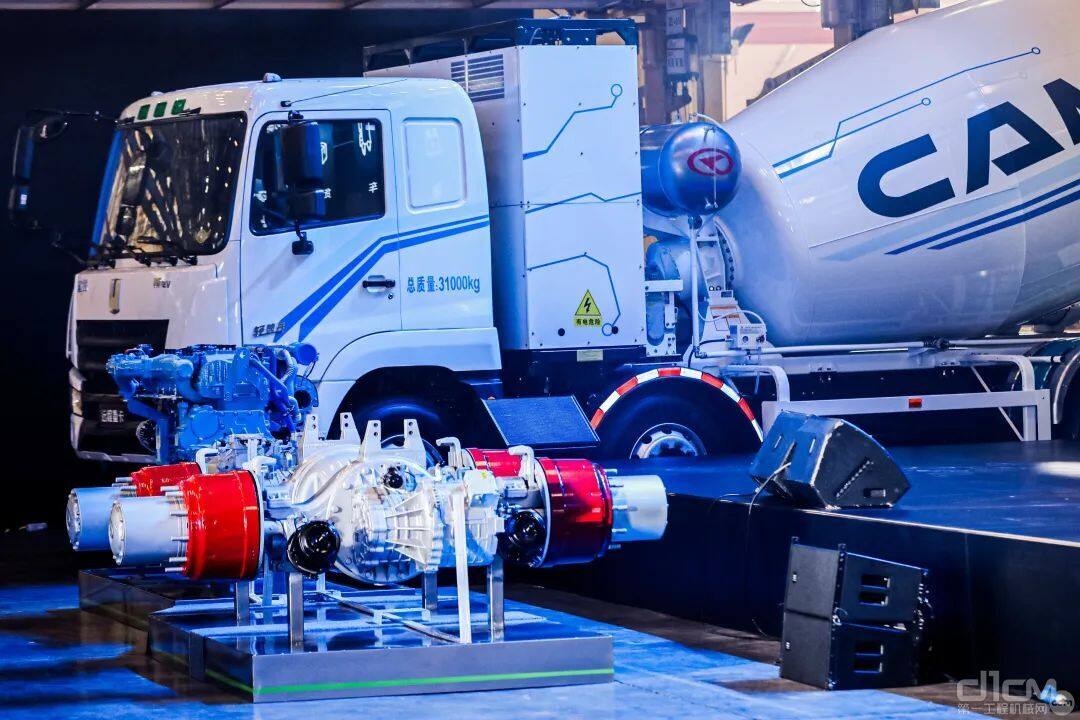 吉利新能源商用车发布新平台、新技术赋能汉马科技绿色转型