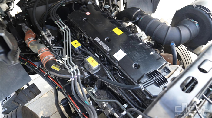 东风康明斯Z14发动机使用高强度含钼铸铁缸体缸盖