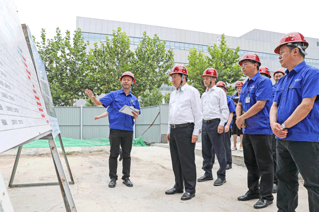 谭旭光视察潍柴工业园区试验中心扩建项目