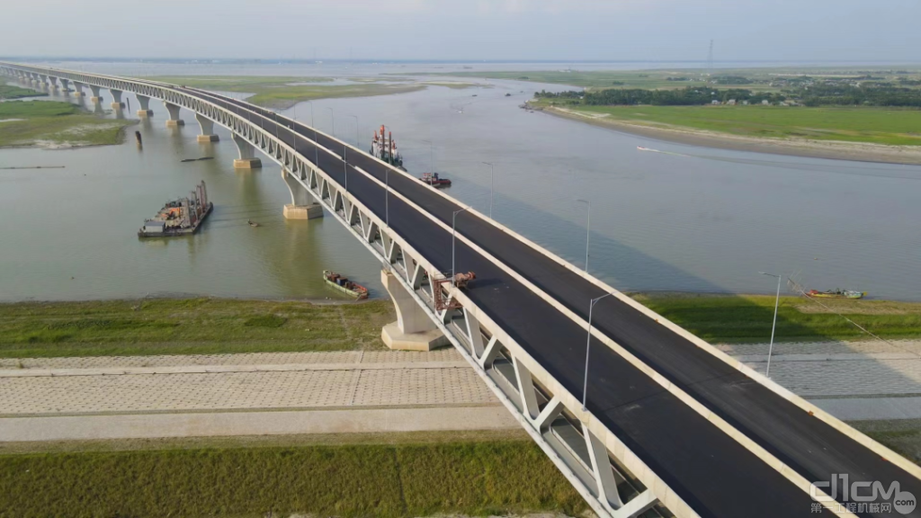 “一带一路”沿线国家最大桥梁工程孟加拉帕德玛大桥建成（央广网发）