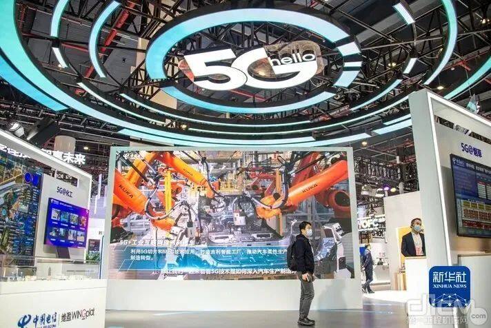 武汉中国光谷科技会展中心“5G+工业互联网成果展”现场