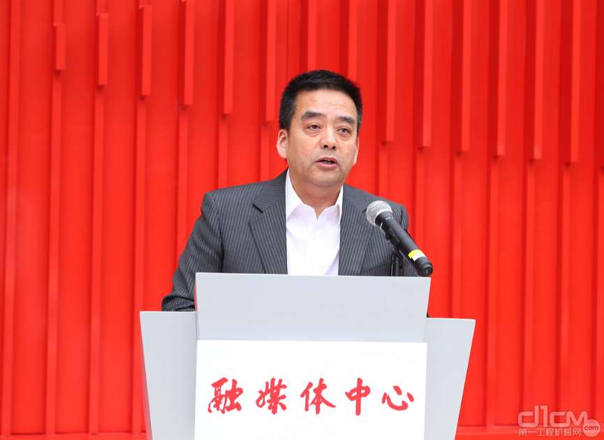 中国农机院党委书记、董事长、总经理刘小虎致辞